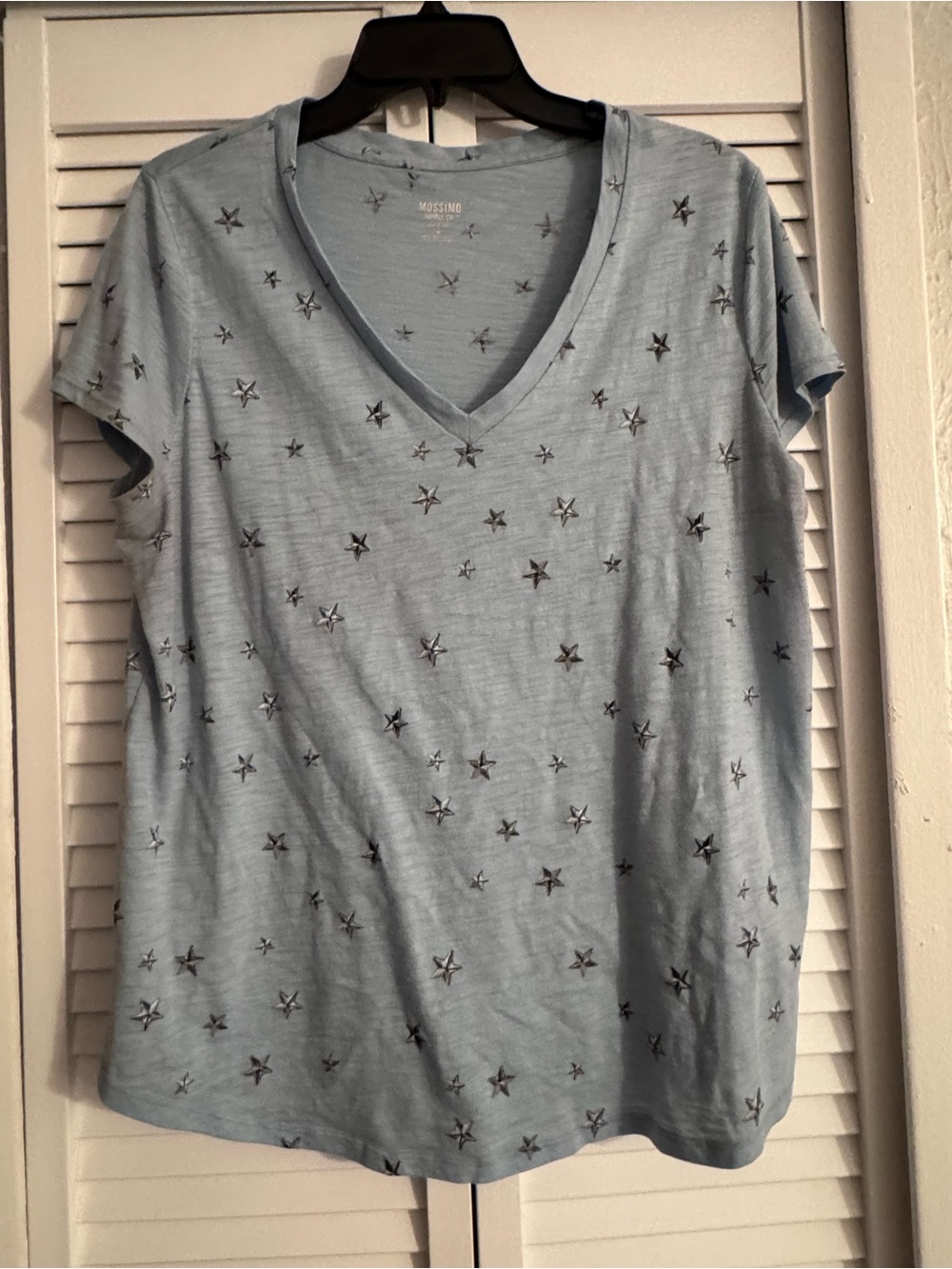 Mossimo Supply Co. Light Blue V-Neck Star Print Tee